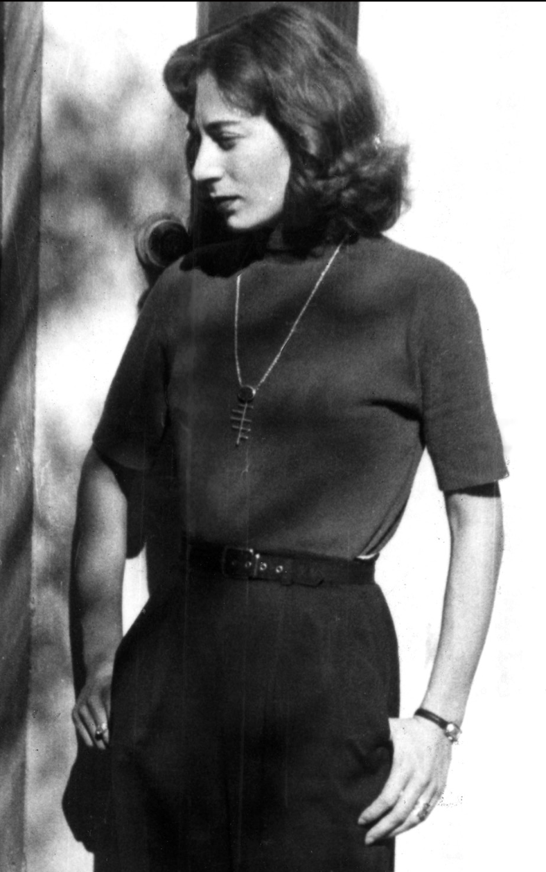 Anita-Francis Livingston Connick, photographed as a young woman.